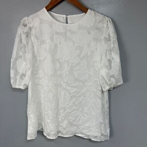 Lily’s Women’s top Blouse Size L NWOT # D467
